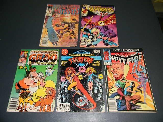 Lot of 5 comic books- 4 Marvel Comi...
