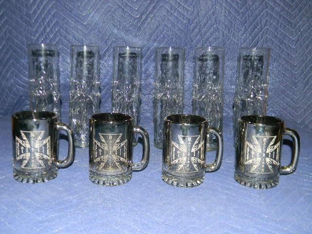 Lot of 10 glasses - 6 depicting fig...