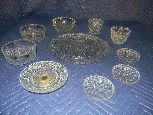 Lot of very nice assorted glass bow...