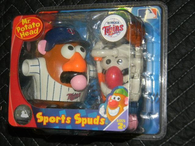 NEW in the package Minnesota Twins ...