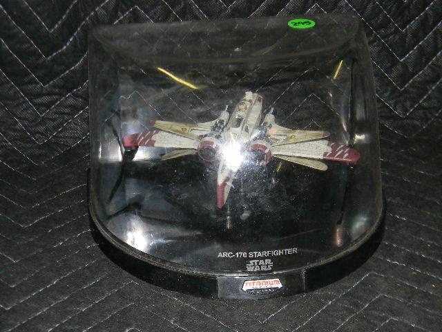 Hasbro Titanium Series Star Wars AR...