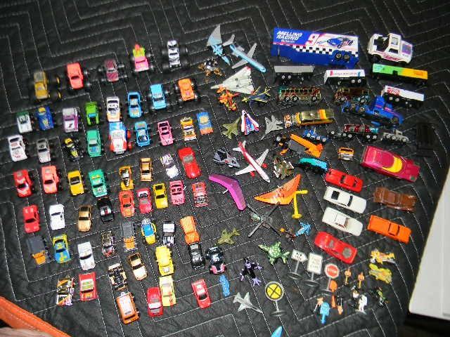 Lot of around 100 Micro Machine car...