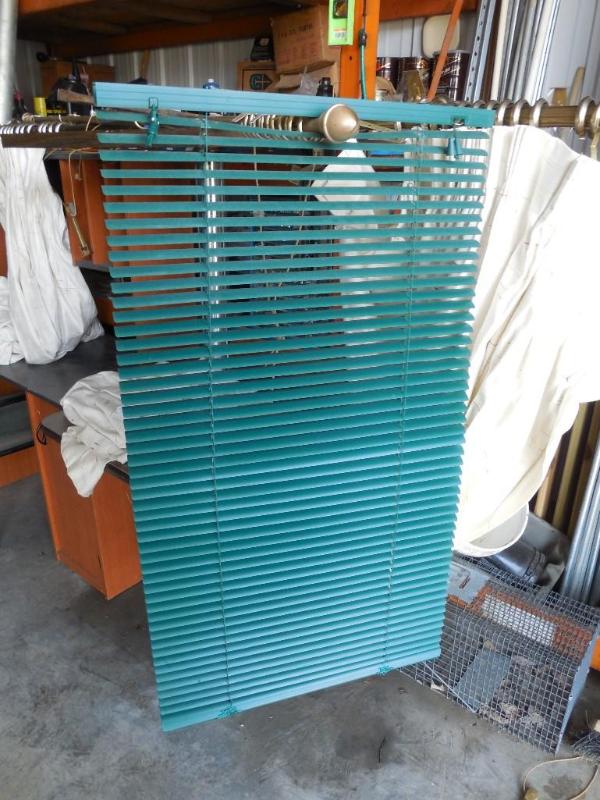 lot 107 image: 23 x 64 Blinds all set at 40 in wit...