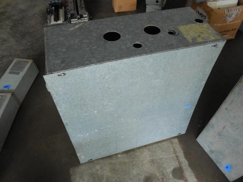 lot 4 image: 24 x 24 x 10 &nbspUsed Electric Bo...