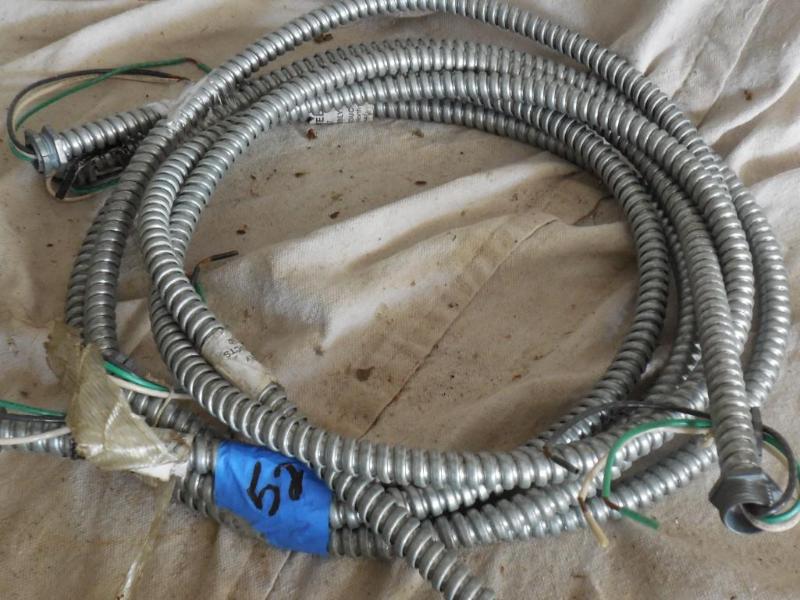 lot 52 image: (3) 6 ft. whipps&nbsp#14 gauge. Co...