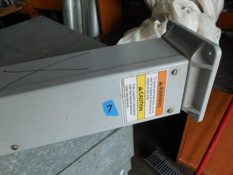 lot 7 image: 4 ft. x 4&quot x 4&quot Hoffman F...