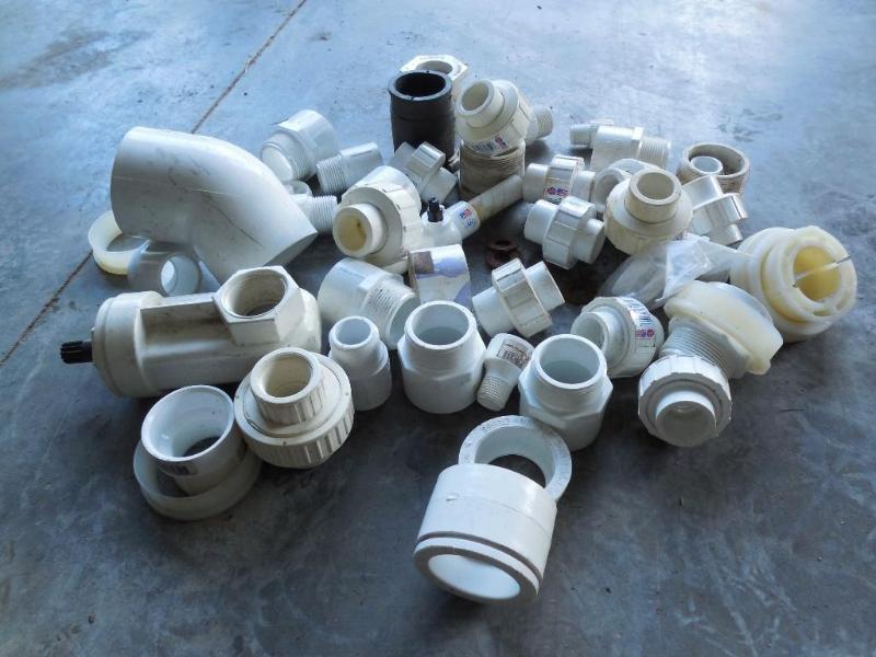 lot 70 image: Spears and Ste Sch. 40 white PVC Co...