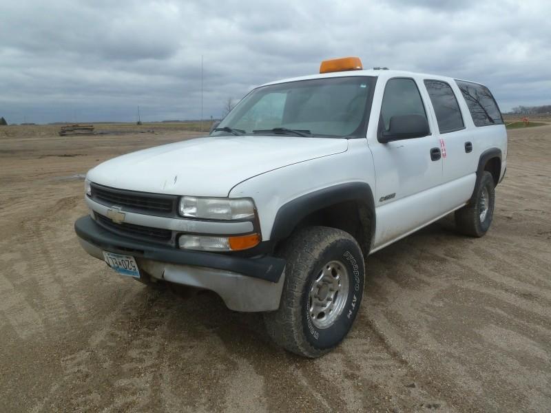 2000 Chevy Suburban 2500 HD 4WD Ha...