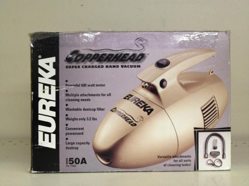 lot 40 image: Euraka Hand Vaccume  - Copperhead