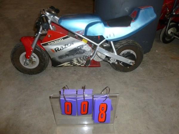 Childs 24 volt ride on pit bike. Ha...