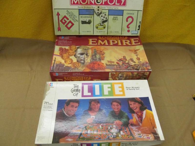 Games Monopoly, Empire and Life...