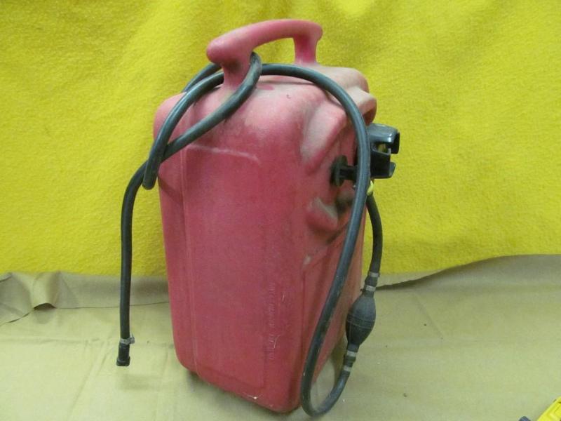 Boat gas Tank Plastic 5 gallon...