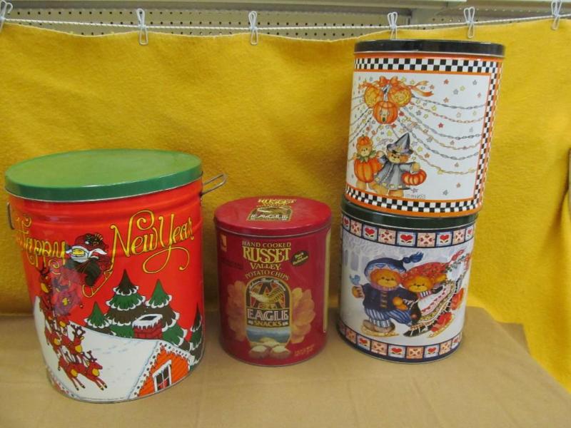 Large Tins Halloween, Winter, Chris...