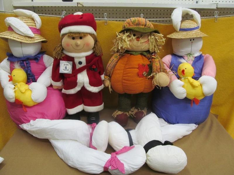 Trim a Home Easter Bunnies -2 Chri...