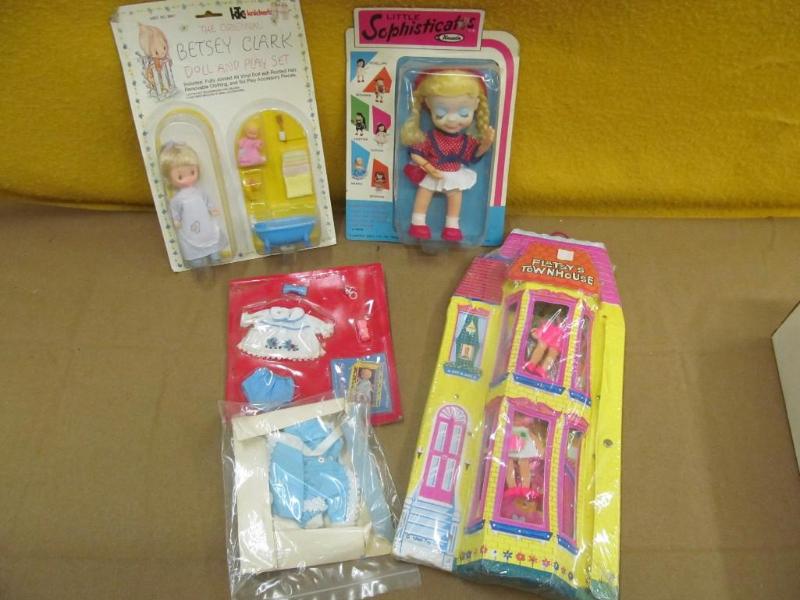 Betsy Clark Doll and Play Set, Litt...