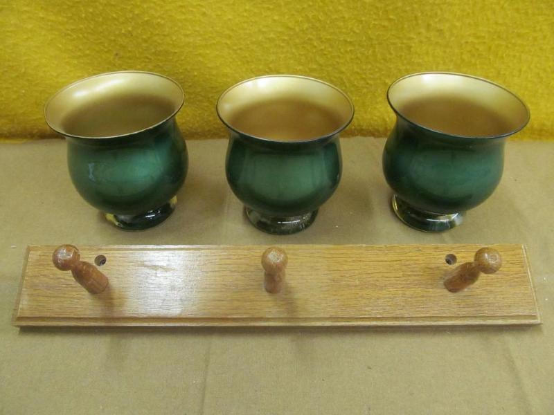 3 Hand painted vases made in Italy ...