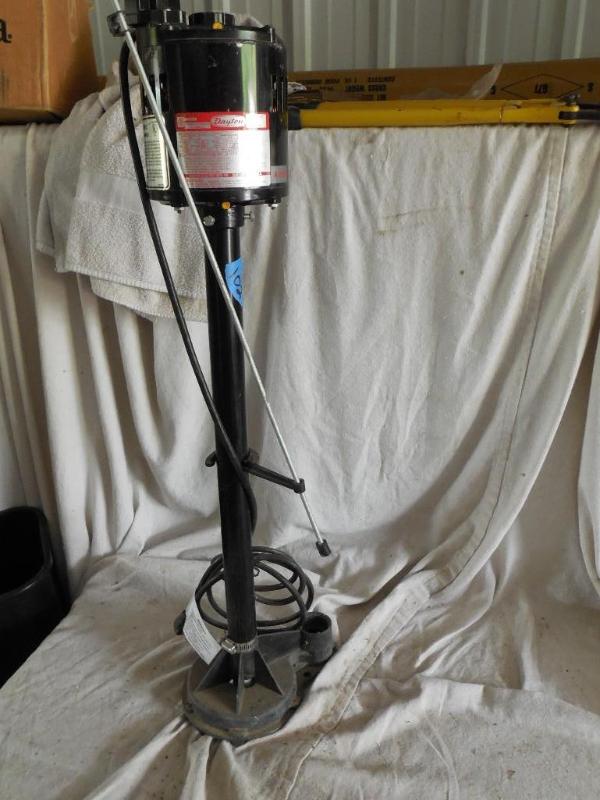 Teel Sump Pump Looks Brand New. &nb...