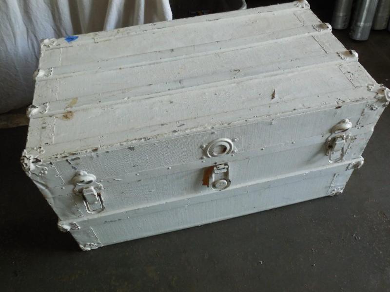 36 x 21 x 18 Old trunk wood. Coolst...