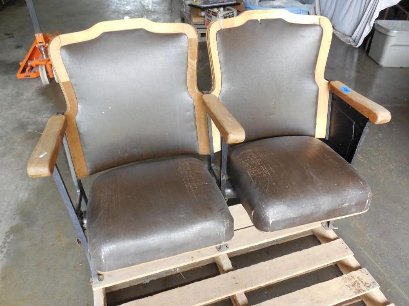 2 Old Theater Seats. &nbspCoolstuf...