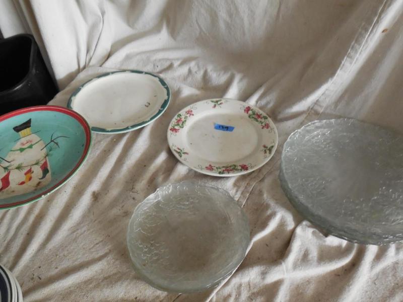 Plates. &nbspCoolstuff...
