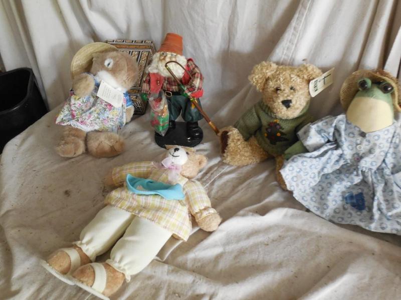 Misc&nbspLarge Stuffed Animals..&n...