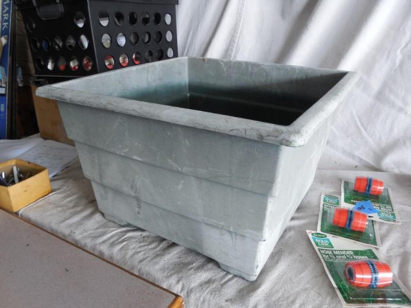 19 x 19 x 12 Outdoor Flower Pot, pl...