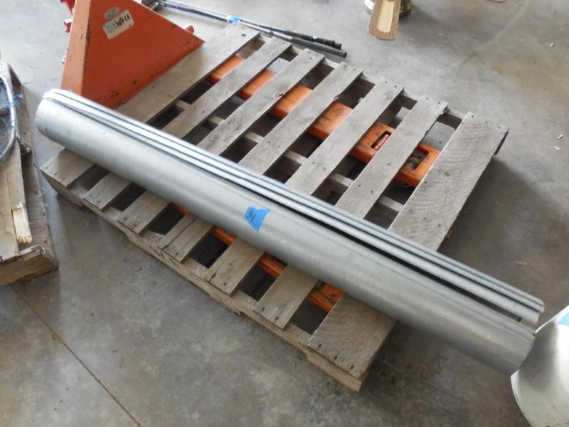 (4) 5 ft &nbspDucts 6&quot. Cools...