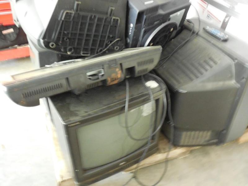 Pallet of used T.V.s Coolstuff...