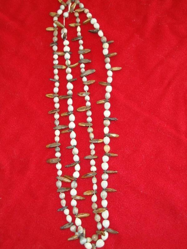Island style bead necklace 28&quot...