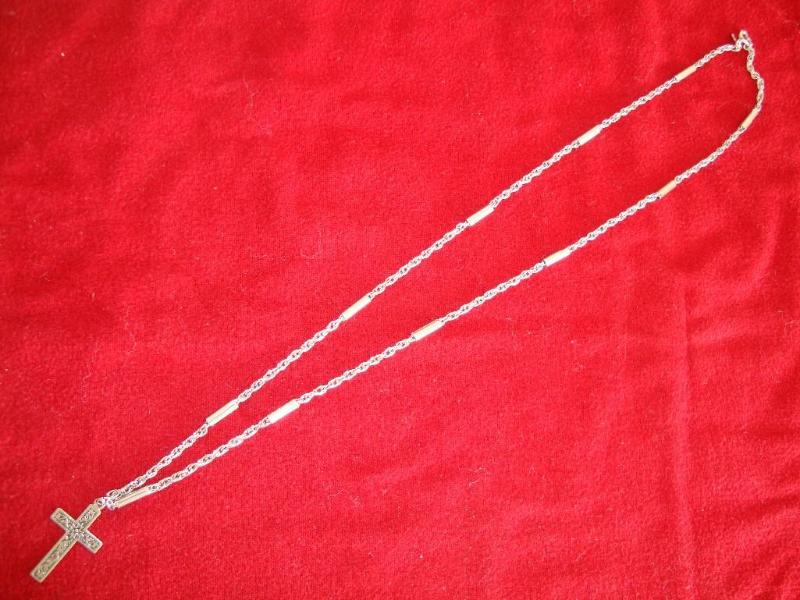 Silver color cross necklace 14&quot...