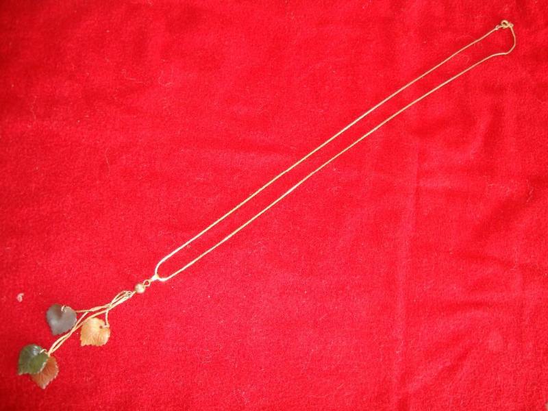 Gold color chain with 4 leaves 12&q...