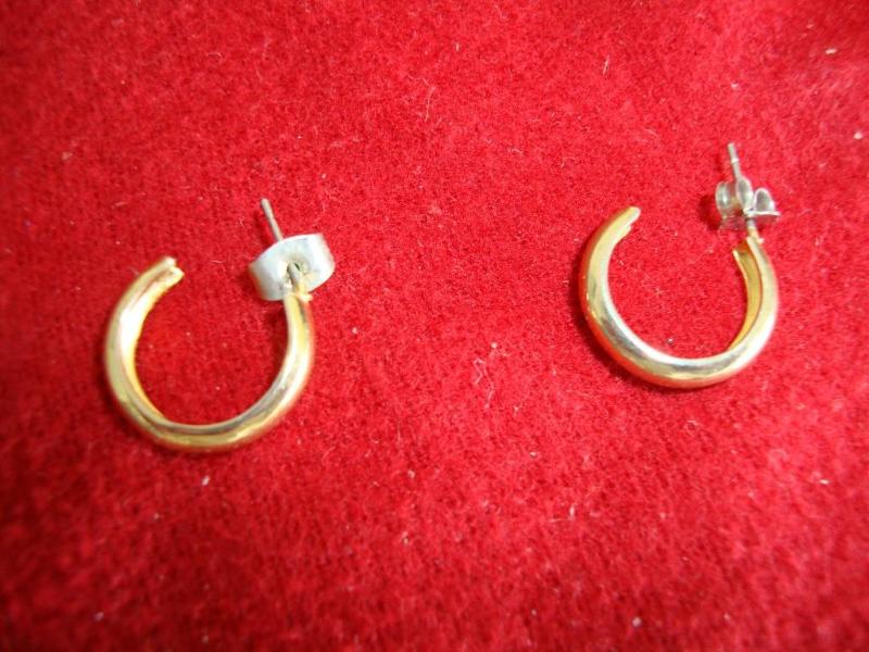 Gold color hoop style earrings...