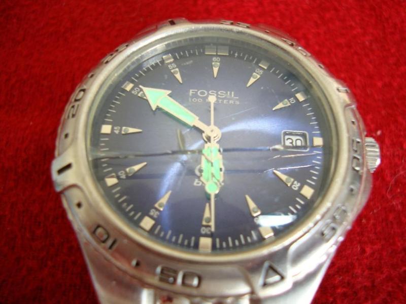 Fossil watch with cracked crystal...