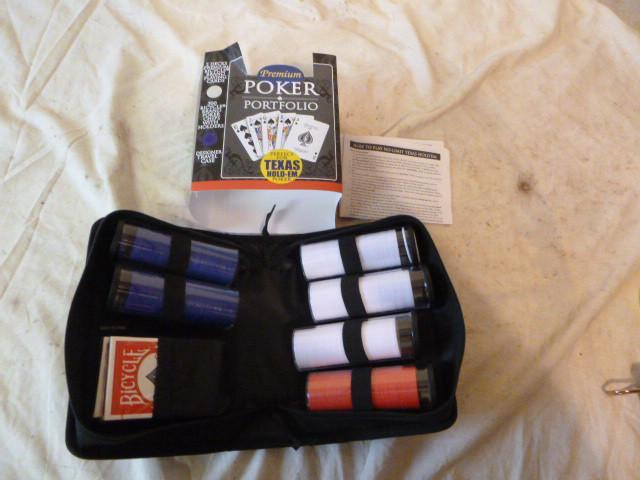 lot 112 image: Bicycle Poker Set...