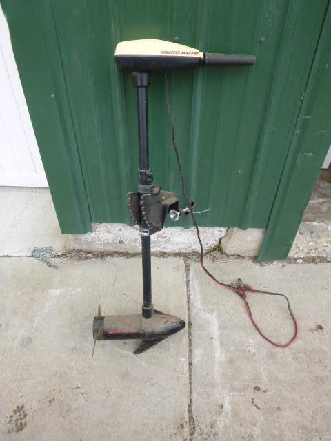 lot 16 image: Minn-Kota Trolling Motor 24 lbs. of...