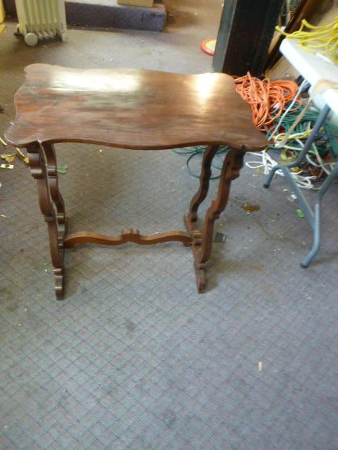 lot 166 image: Small Table 25" X 16" X 2...