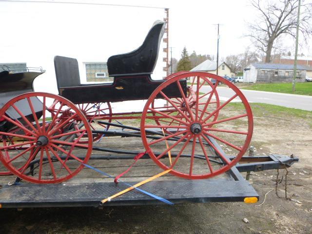 lot 2 image: 2 Person Buggy Good Condition...