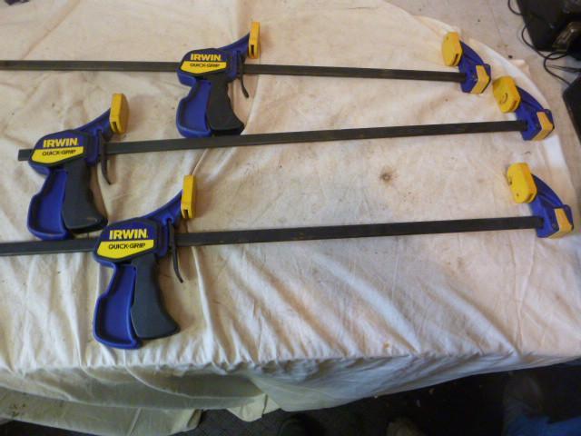 lot 304 image: 3 - 24" Irwin Quick Grip Bar C...