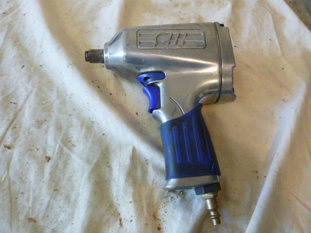 lot 33 image: Campbell-Hausfeld 12" Impact ...