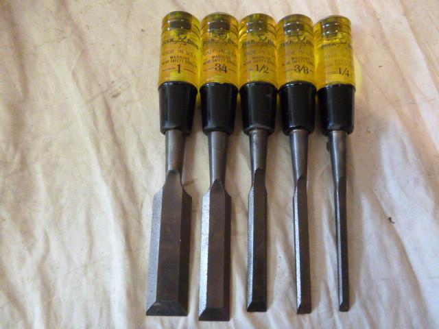 lot 341 image: 4 Buck Bros. Wood Chisels...