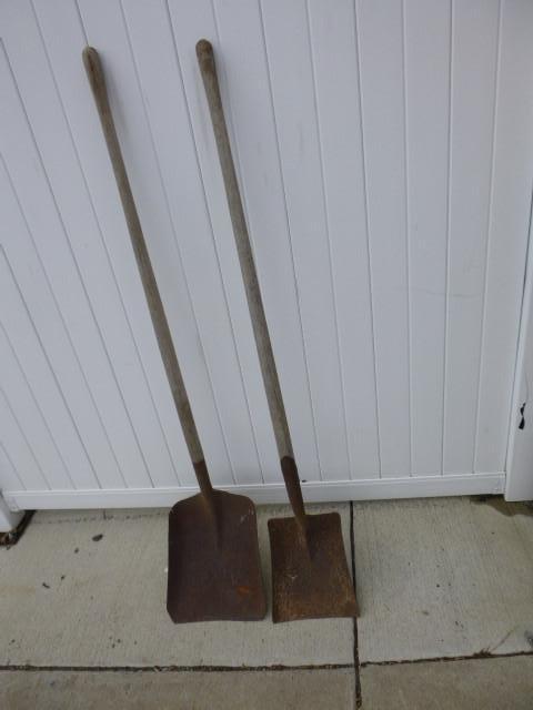lot 378 image: 2 Square Nose Shovels...