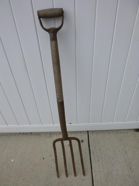 lot 383 image: Potato Fork...