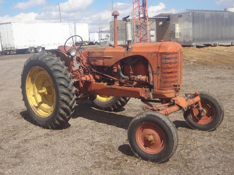 lot 4 image: Massey-Harris &quot44" Wide-F...