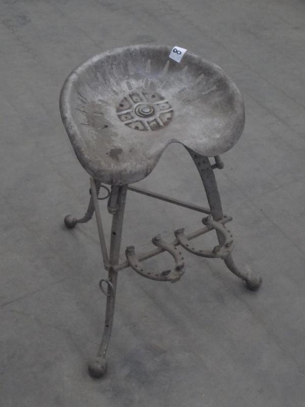 lot 8 image: Very Neat Hand-Crafted Tractor Seat...