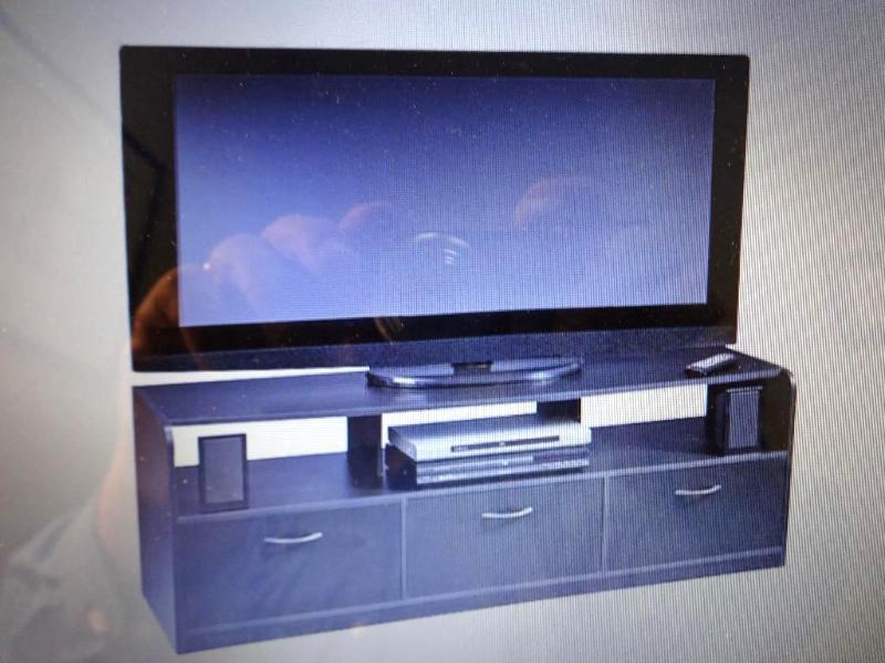 TRIBECA 60&quot TV STAND - BLACK. ...