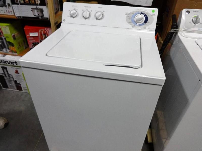 GE TOP LOAD WASHER IN WHITE. Bidder...