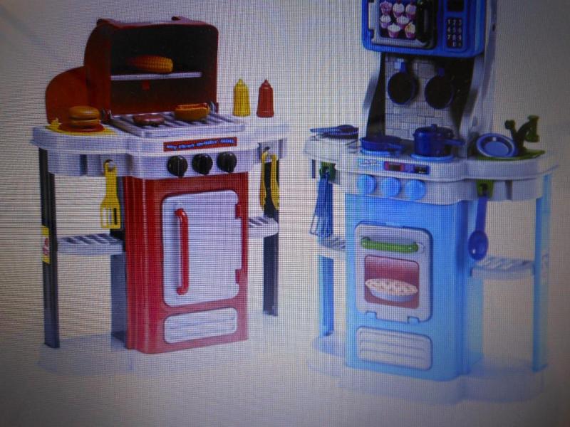MY FIRST COOKIN KITCHEN &amp GRIL...