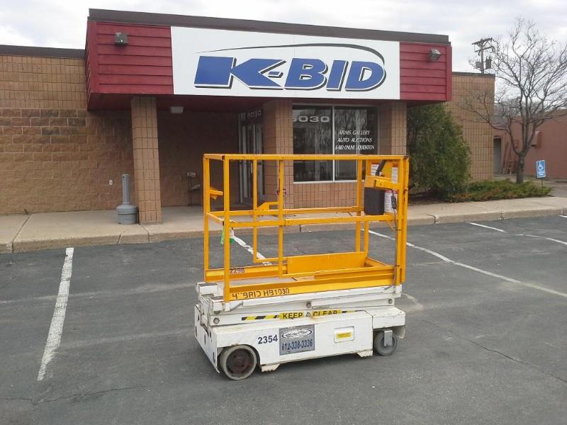 lot 6 image: 2005 Custom Equipment Hybrid HB-1030