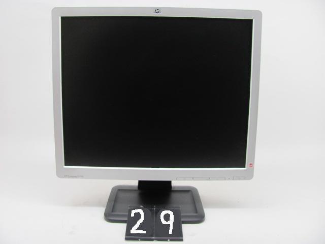 lot 29 image: HP LE1911 19" LCD monitor. Thi...