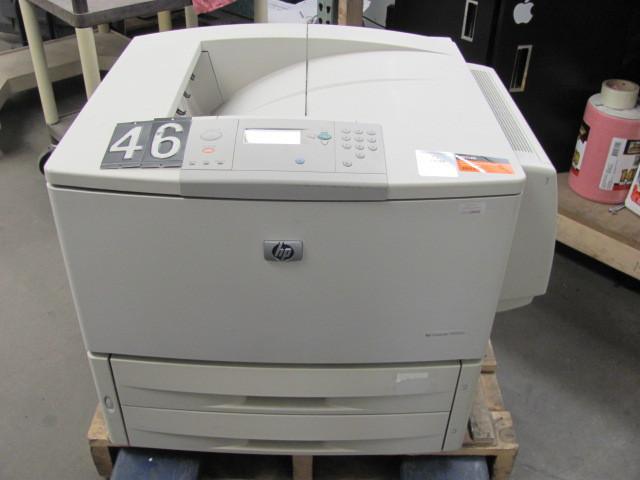 lot 46 image: HP laserjet 9000n printer. This uni...